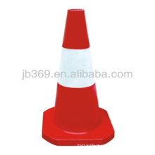 Cone de tráfego de plástico vermelho e branco